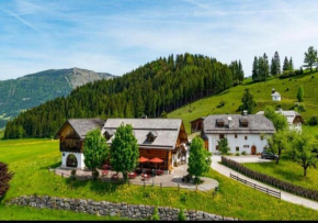 FLICHTLHOF Hütte